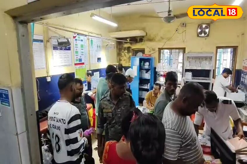 ঘটনার ভয়াবহতা ভুলতে পারছে না কোনও খেলোয়াড়। কুমারগ্রাম থানার পুলিশ তাঁদের সঙ্গে কথা বলছে। ছোট গাড়িটি নিয়ে যাওয়া হয়েছে থানায়।