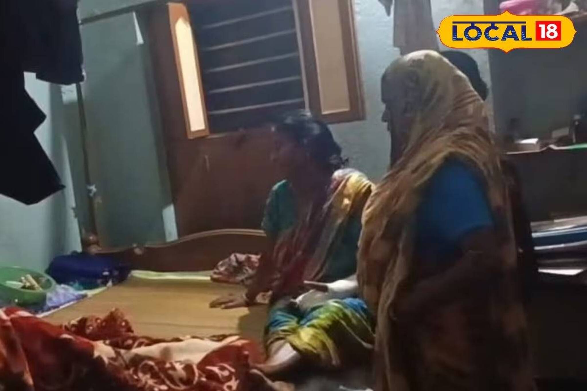 সড়ক দুর্ঘটনায় বাবার মৃত্যু! একইভাবে প্রাণ গেল ছেলের, পড়ুয়ার অকালপ্রয়াণে পরিবারে হাহাকার