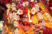 কৌশিকী অমাবস্যায় উপচে পড়ল দর্শনার্থীদের ভিড়! কিরীটেশ্বরী মন্দিরে পা ফেলার জায়গা নেই