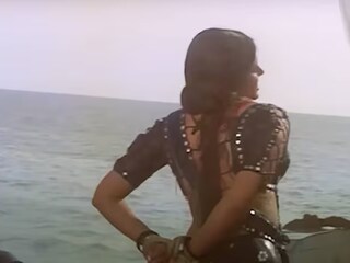 শোলে-কেও পিছনে ফেলে দিয়েছিল ৪৪ বছর আগে মুক্তিপ্রাপ্ত ছবিটি