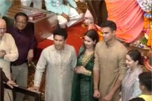 পরিবার সহ 'লালবাগচা রাজা' মণ্ডপে হাজির সচিন তেন্ডুলকর, একসঙ্গে দিলেন পুজো