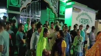 মধ্যমগ্রামে নাবালিকাকে যৌন নির্যাতনের অভিযোগ প্রতিবেশী প্রৌঢ়ের বিরুদ্ধে মধ্যমগ্রামে নাবালিকাকে যৌন নির্যাতনের অভিযোগ প্রতিবেশী প্রৌঢ়ের বিরুদ্ধে