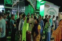 প্রতিবেশীর লালসার শিকার ১০ বছরের কিশোরী! ফাঁকা চাষের জমিতে নিয়ে গিয়ে...