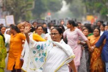 সাংসদদের সঙ্গে আজ বৈঠকে মমতা, তিন ইস্যুতে ঝাঁঝ বাড়াতে পারে তৃণমূল কংগ্রেস 