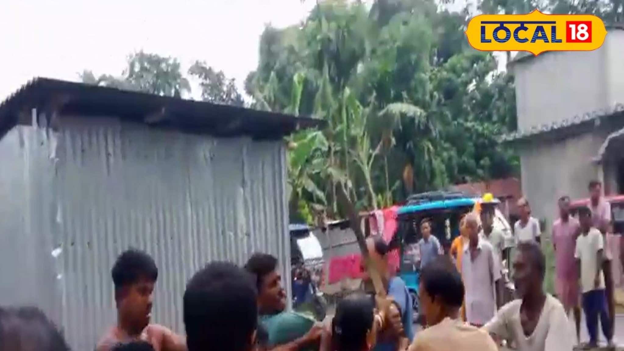 অবৈধ 'আবাস' নির্মাণ! প্রতিবাদ করায় গৃহবধূকে মারধর, শ্লীলতাহানি! তৃণমূল সদস্যদের বিরুদ্ধে থানায় মহিলা