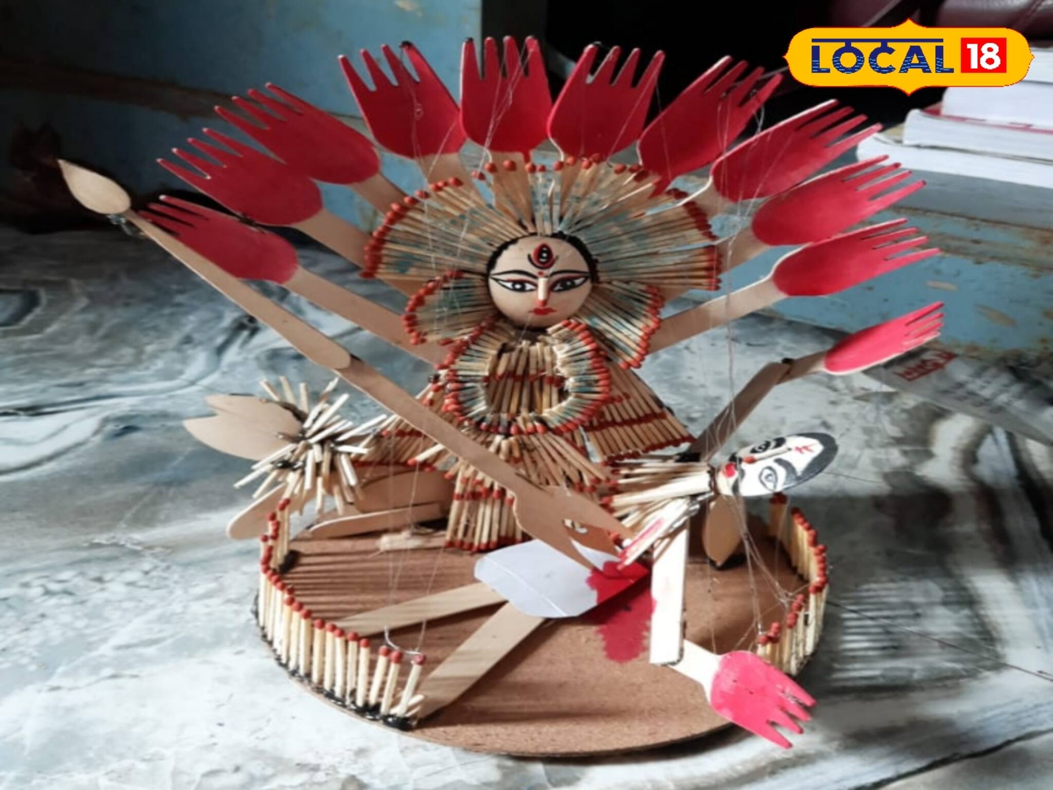 হাতে 'জাদু' আছে! ফেলে দেওয়া জিনিস দিয়েই চমৎকার শিল্পকলা, না দেখলে বিশ্বাস হবে না