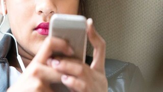 নাবালিকাকে ফোনে চাকরির টোপ  Photo- Representative 