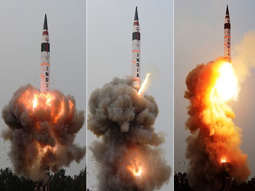 ভারত একটি মারাত্মক ক্ষেপণাস্ত্র পরীক্ষা করতে চলেছে। এর তারিখ নির্ধারিত। ২০-২১ অগাস্ট সমুদ্রের গভীরে সবকিছু থেমে যাবে। একমাত্র যা চলবে সেটা হল ভারতের ক্ষেপণাস্ত্র। ভারতের নাগরিকদের হিসেবে অনুভব করুন গর্ব৷
