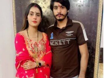 ২০১৬ সালে তাঁর বিয়ে হয় গ্রেটার নয়ডার সিরসা গ্রামের এক পরিবারে