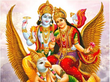 একাদশী তিথিতে ভগবান বিষ্ণু এবং জগতের ত্রাণকর্ত্রী দেবী লক্ষ্মীর বিশেষ পূজা করা হয়
