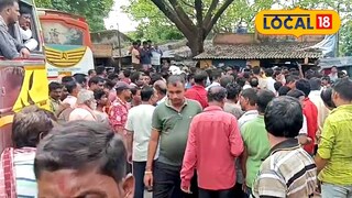 বাস চলাচল বন্ধ 