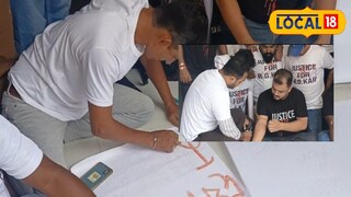 অভয়ার বিচার চেয়ে রক্ত দিয়ে পোস্টার লিখলেন পানিহাটির একদল প্রতিবাদী যুবকবৃন্দ অভয়ার বিচার চেয়ে রক্ত দিয়ে পোস্টার লিখলেন পানিহাটির একদল প্রতিবাদী যুবকবৃন্দ