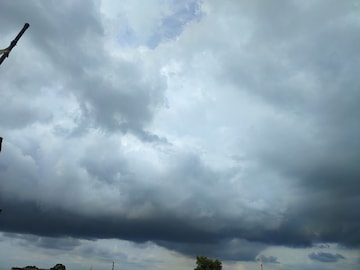 আবহাওয়ার ব্যাপক পরিবর্তন, শুক্রবার সকাল থেকে ঝেঁপে বৃষ্টি এলাকায়, দিঘাতেও ব্যাপক বৃষ্টি আবহাওয়ার ব্যাপক পরিবর্তন, শুক্রবার সকাল থেকে ঝেঁপে বৃষ্টি এলাকায়, দিঘাতেও ব্যাপক বৃষ্টি