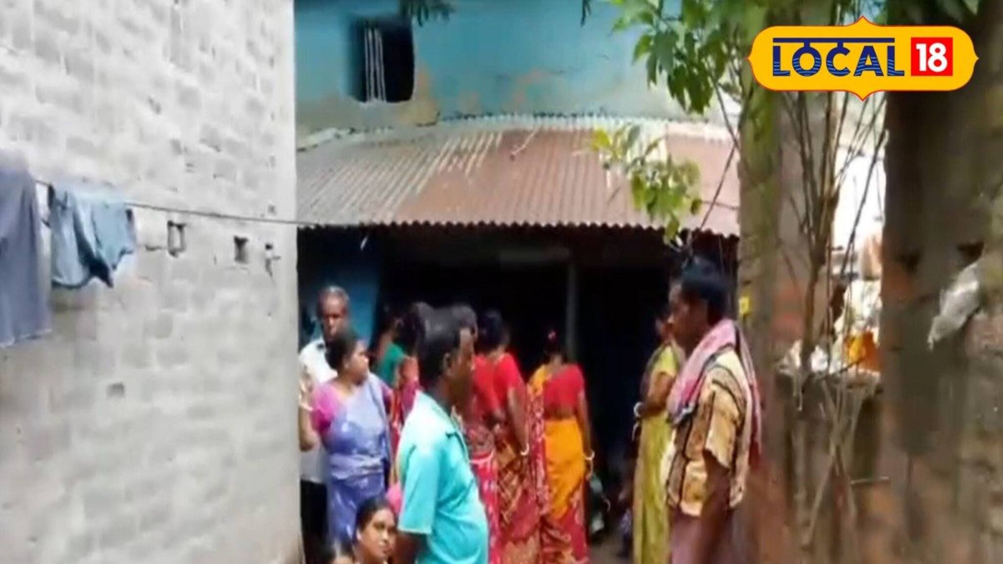 আত্মীয়ের বাড়ি যাওয়ার পথে নেমে এল চরম দুর্ভোগ! ট্রাক্টরের চাকায় পিষে নিঃশেষ শিশু-সহ গোটা পরিবার, গ্রাম জুড়ে শোক