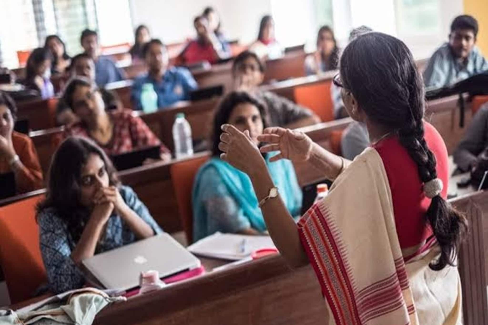 কলেজে কলেজে শীঘ্রই সহকারি অধ্যাপক নিয়োগ, বিজ্ঞপ্তি হবে আগামী বছরের শুরুতেই