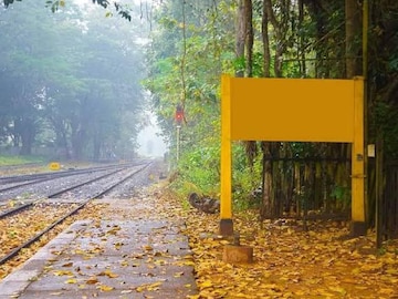India Railways : ভারতের একমাত্র নাম ছাড়া রেলস্টেশন, আছে এই বাংলাতেই! শুনলে অবাক হবেন