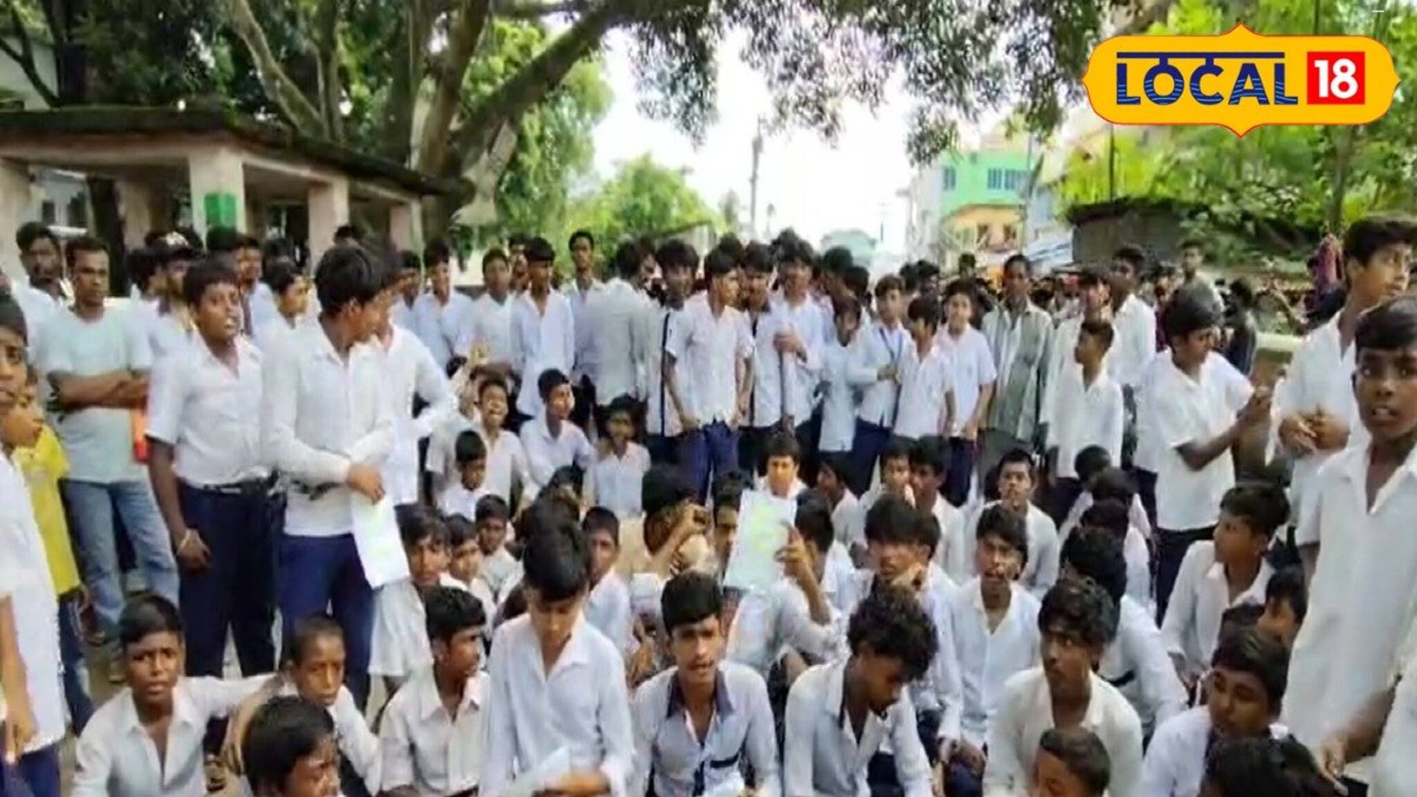 এক গলা মদ খেয়ে স্কুলে ঢুকে... পঞ্চায়েত প্রধানের বিরুদ্ধে বিস্ফোরক অভিযোগ!