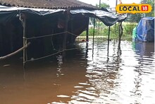 রাস্তাঘাট, চাষের জমি ছাপিয়ে ঘরের ভিতর জল...! সুবর্ণরেখার করাল গ্রাসে 'এই' গ্রাম
