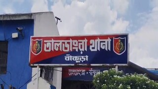 তালড্যাংরায় মোরাম পাচার