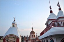 Tarapith Temple: তারাপীঠে ভিড় বাড়বে আরও, সুজিত বসু পৌঁছেই দিলেন বড় আশ্বাস! কী তৈরি হচ্ছে জানেন?