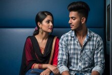 আমার সঙ্গে চলো, ট্রেনে তরুণীকে বলল যুবক,রাজি হতেই নিয়ে গেল বন্ধুর কাছে,১ লাখ টাকায় যা হল