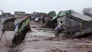 আকাশ ভাঙা বৃষ্টিতে পাকিস্তানে হঠাৎ ভয়ঙ্কর বন্যা! ২৪ ঘণ্টায় ৪৯ জনের মৃত্যু