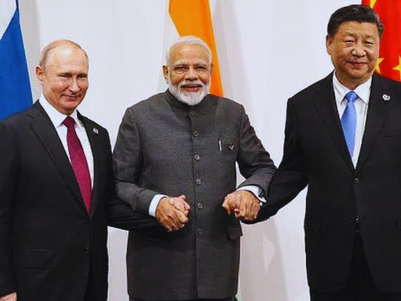 এসসিও সামিট (Shanghai Cooperation Organisation)-এ যোগ দিতে আগামী চিনের বন্দর শহর তানজিনে পৌঁছবেন প্রধানমন্ত্রী। আগামী ৩১ অগাস্ট থেকে ১ সেপ্টেম্বর ড্রাগনভূমেই থাকবেন মোদি। এই বৈঠকে যোগ দেবেন রাশিয়ার প্রেসিডেন্ট ভ্লাদিমির পুতিনও।