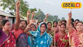 চোলাইয়ের কারবার বন্ধ করতে গ্রামের মহিলাদের অভিযান 