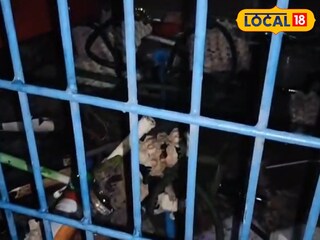 হামলা চালানো হয়েছে এই দোকানে।
