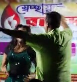 ভোজপুরি গানে কোমর দোলালেন! রক্তদান শিবিরের অনুষ্ঠানে উদ্দাম নাচ তৃণমূল নেতার