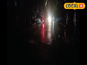 রাতের অন্ধকারে রাস্তা