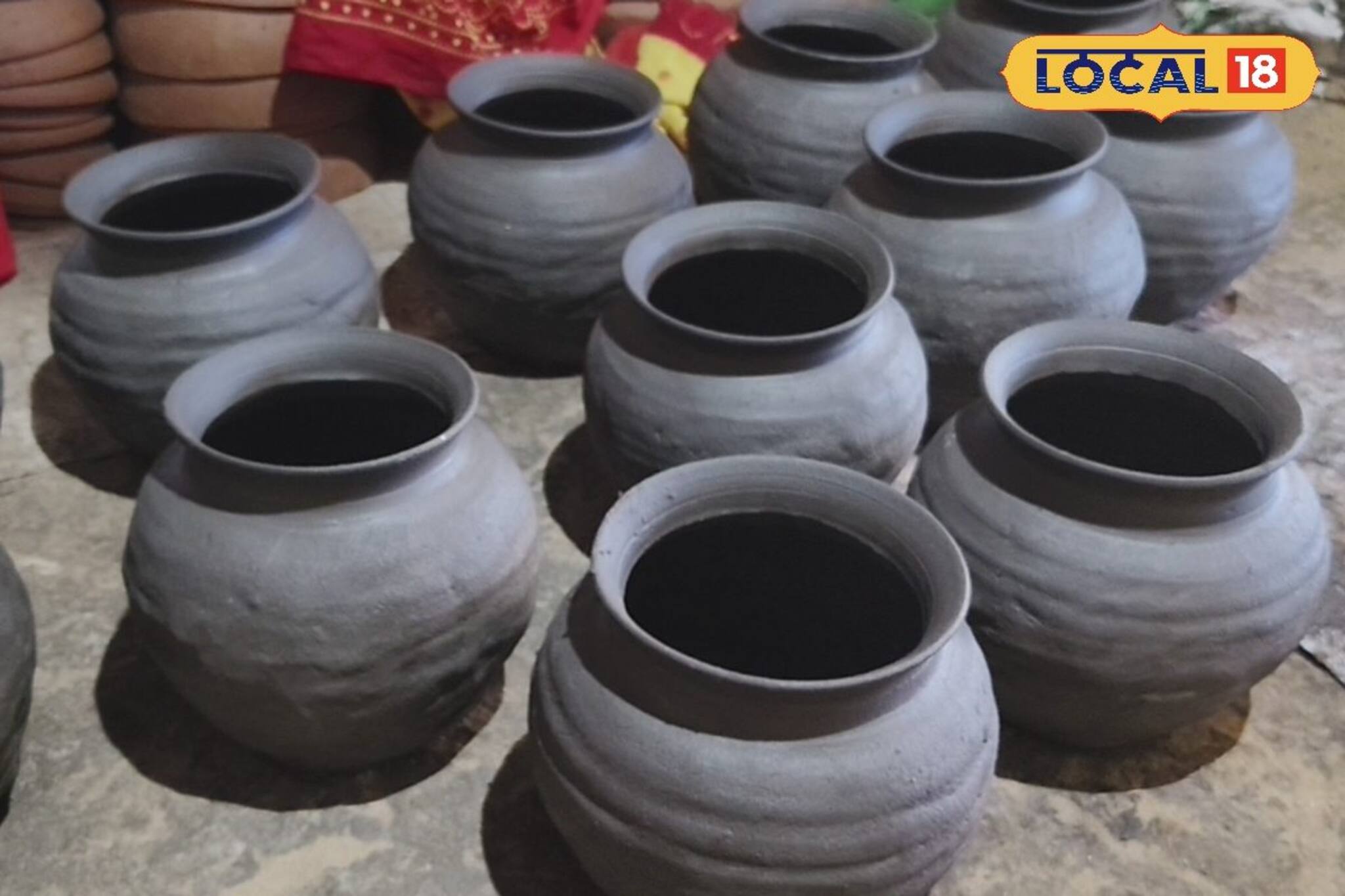 দুঃখের সুর কুমোর পাড়ায়, শিল্প হারিয়েছে কদর