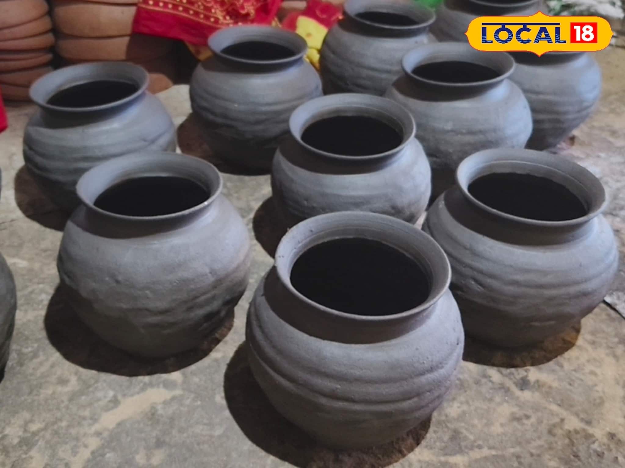 দুঃখের সুর কুমোর পাড়ায়, শিল্প হারিয়েছে কদর