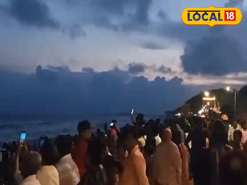 পর্যটন শহর দিঘা। প্রতিদিনই পাল্লা দিয়ে বাড়ছে পর্যটকের সংখ্যা। উইকেন্ড হলে তো আর কথাই নেই। পর্যটকের সংখ্যা এক লাফে বেড়ে যায় অনেকটাই। জগন্নাথ মন্দির উদ্বোধনের পর দিঘাকে আরও বেশি করে পর্যটক ফ্রেন্ডলি করে তোলার প্রয়াস শুরু করেছে প্রশাসন। 