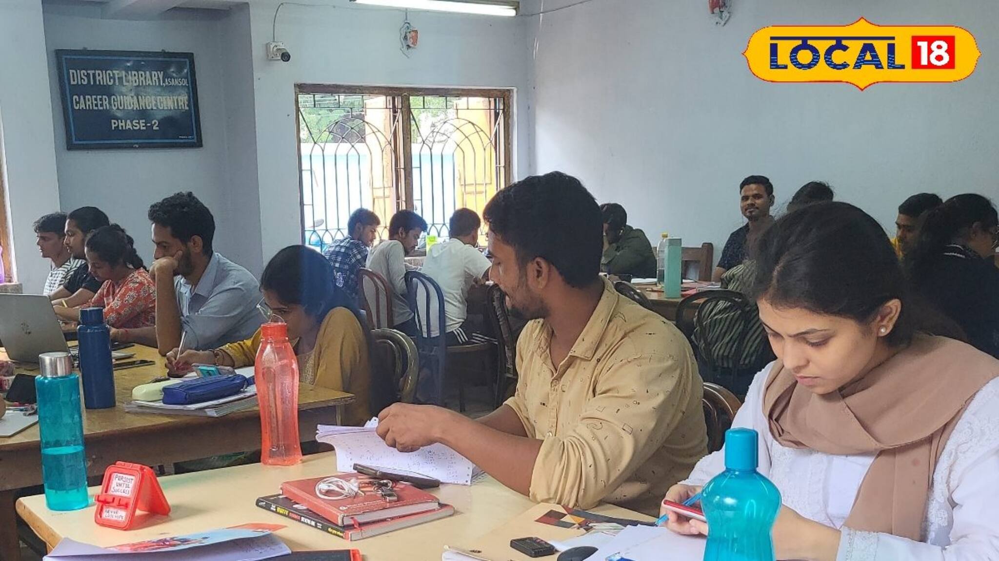 টাকার দরকার নেই, ইচ্ছে থাকলেই হবে! বিনামূল্যে সরকারি চাকরির দিশা