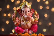 গণেশ চতুর্থীতে কড়ি ও সুপারি দিয়ে ছোট্ট কাজ! সংসারে উপচে পড়বে অর্থ ধনসম্পদ সমৃদ্ধি