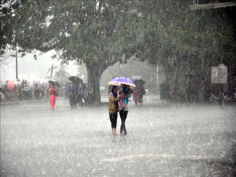 IMD Weather Forecast: হাতে সময় নেই, ধেয়ে আসছে তুমুল বৃষ্টি! বৃহস্পতিবার রাত বাড়লেই দামাল বৃষ্টিতে ভাসবে কোন কোন জেলা? আশঙ্কার কথা শোনাল আলিপুর