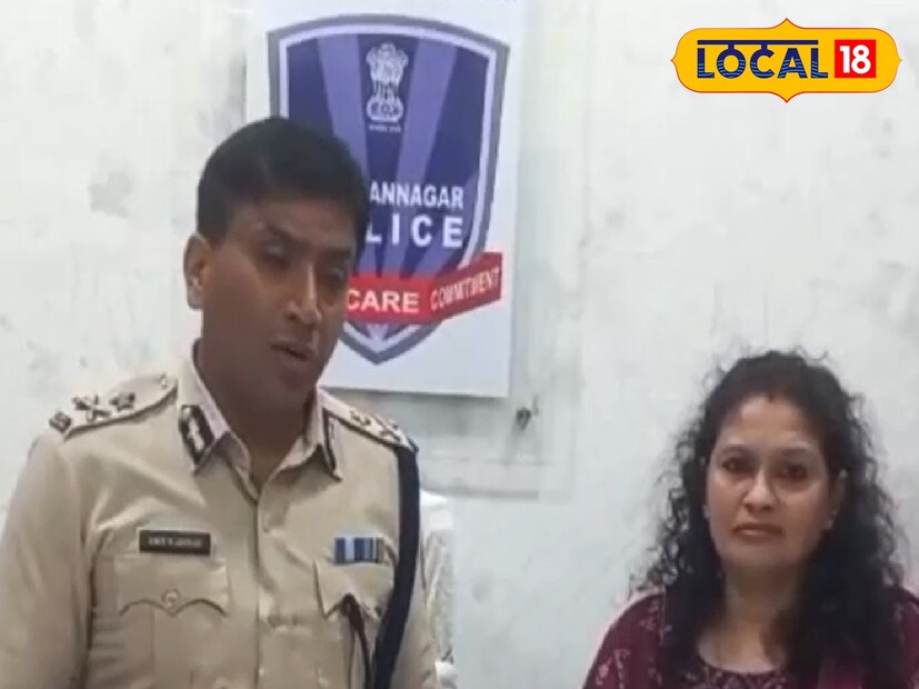 ঘটনায় রিষড়া শ্রীরামপুরের ৪ নং গেট থেকে সেখ সামিম (২১) ও মহ: চাঁদকে গ্রেফতার করা হয়েছে। সবমিলিয়ে উদ্ধার করা হয়েছে মোট ৩০৮ টি পদক। (ছবি ও তথ্য : রানা কর্মকার)