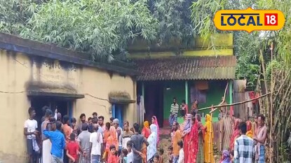 অঙ্গনওয়ারি কেন্দ্রে বিক্ষোভ অঙ্গনওয়ারি কেন্দ্রে বিক্ষোভ