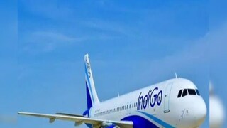 রানওয়েতে নামার সময়েই বিপত্তি!