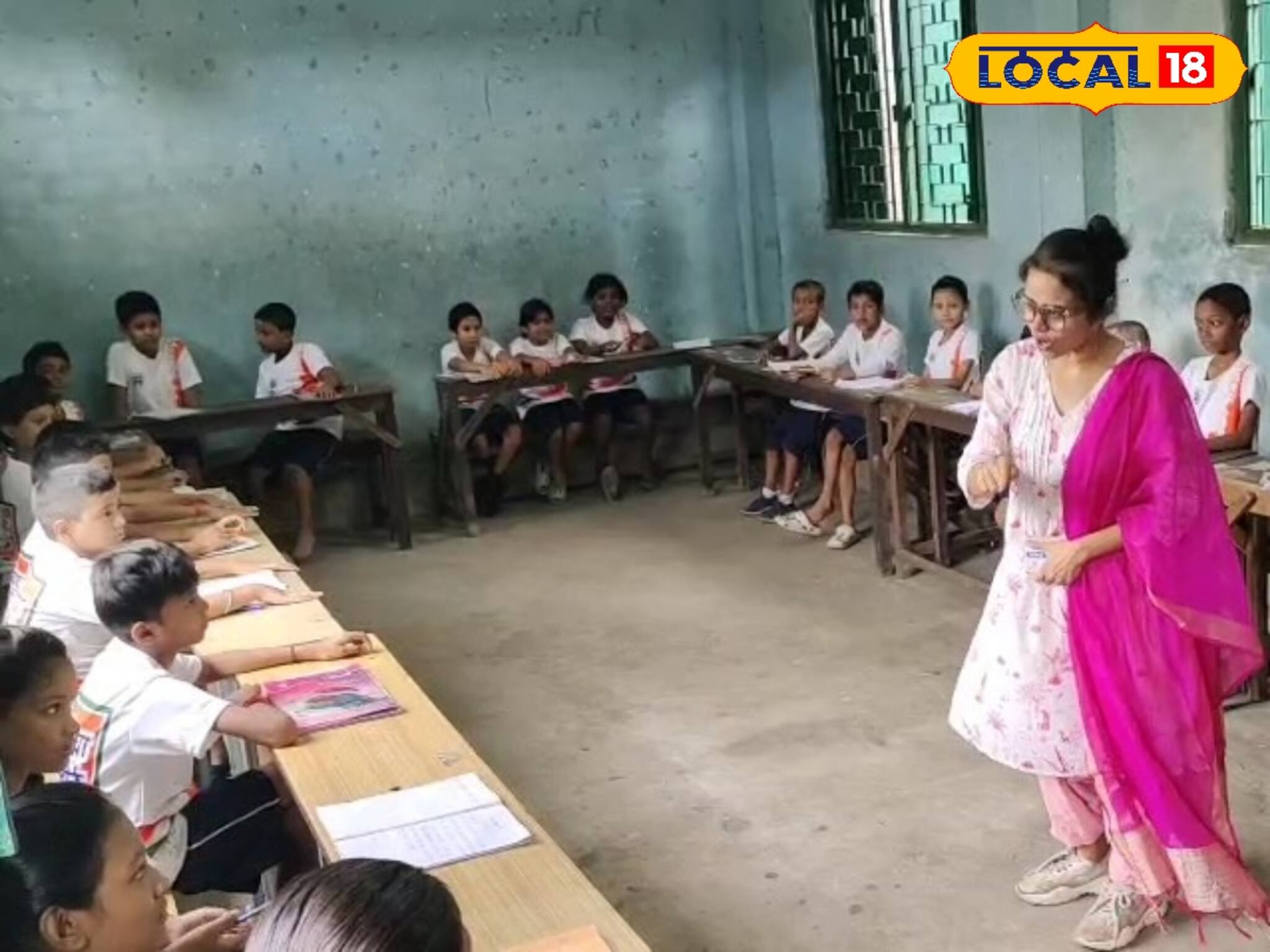 ক্লাসরুমে বাস্তব ‘কেরল মডেল’, একমাসের অভিজ্ঞতা কেমন?