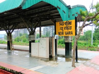 নিউ গড়িয়ার পঞ্চসায়র আবাসন থেকে উদ্ধার হল এক বৃদ্ধার দেহ। সকালে হাত-পা বাঁধা অবস্থায় দেহটি দেখতে পান স্থানীয়রা। খবর পেয়ে ঘটনাস্থলে পৌঁছায় পঞ্চসায়র থানার পুলিশ। পুলিশ সূত্রে জানা গিয়েছে, মৃতার নাম বিজয়া দাস। কীভাবে এই মৃত্যু ঘটল, তা খতিয়ে দেখছে পুলিশ। 