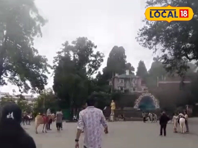 কালিম্পং : মেঘলা আকাশ। কুয়াশা। বৃষ্টির পূর্বাভাস। তাপমাত্রা ১৯-২০ ডিগ্রি। জলপাইগুড়ি : মেঘলা আকাশ। গত চব্বিশ ঘন্টায় সর্বচ্চ তাপমাত্রা ছিলো ৩২.০৯ ডিগ্রি সেলসিয়াস। সর্বনিম্ন তাপমাত্রা ২৫.০১ ডিগ্রি সেলসিয়াস। (ছবি ও তথ্য: পার্থপ্রতিম সরকার)