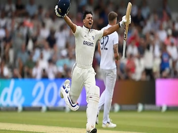 Ind vs Eng Test: যশস্বীর সেঞ্চুরি, আকাশদীপের দুরন্ত ৫০! তৃতীয় দিনে জমে গেল ওভাল টেস্ট