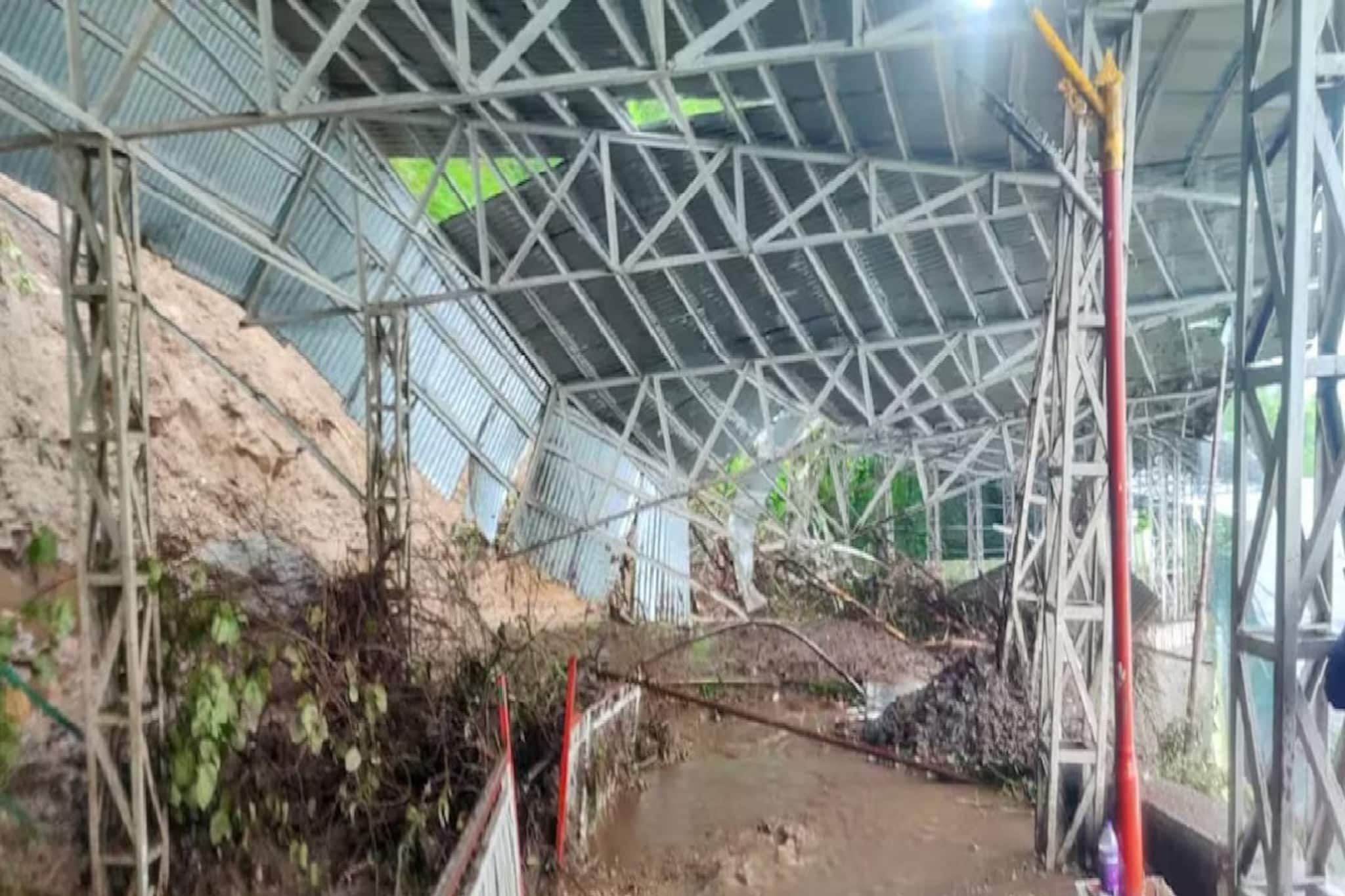 প্রকৃতির রোষে বিপর্যস্ত কাটরা, বৈষ্ণোদেবী যাওয়ার পথে ধসে ৩৪ জনের মৃত্যু