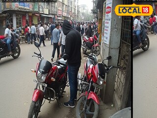 দিনেদুপুরে বাইক চুরি। (প্রতিকী ছবি, সৌজন্যে AI)