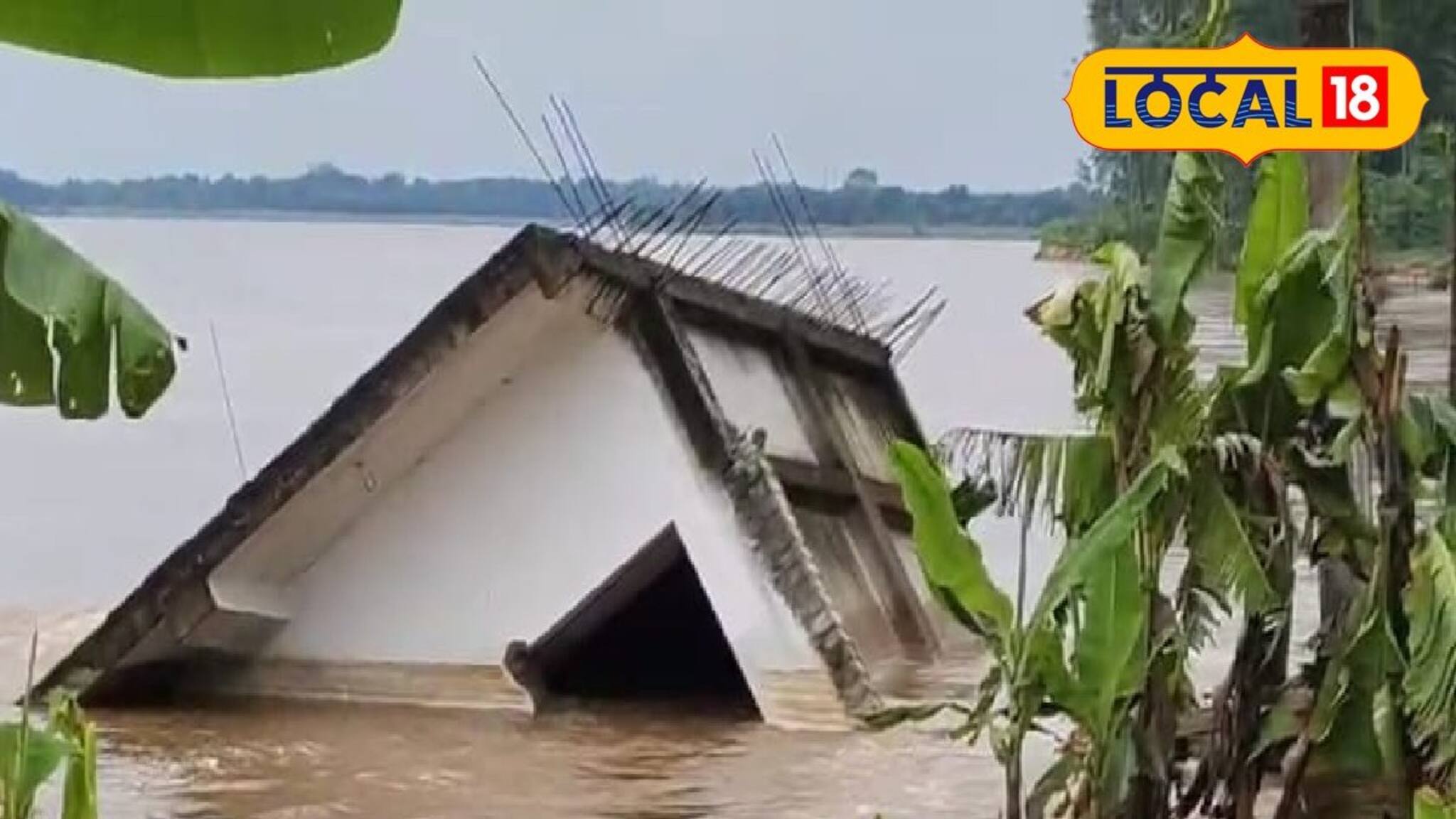 অবৈধ বালি উত্তোলন, ভুগছে ১০ গ্রাম! তলিয়ে যাচ্ছে পোস্ট অফিস থেকে মন্দির, ঝাড়গ্রামে হেলদোল নেই প্রশাসনের
