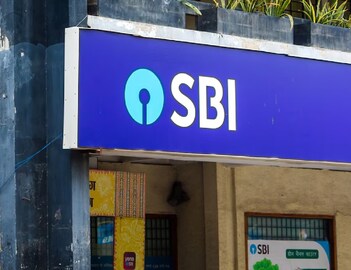 আপনি কি SBI অ্যাকাউন্ট হোল্ডার? বড় খবর! ৬ অগাস্ট কাউকে টাকা পাঠাতে পারবেন না কোন সময়ে?