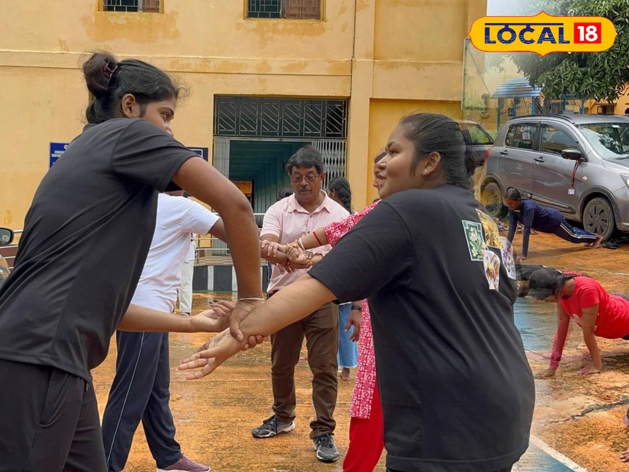 আটকে দেবে বিপদ! পড়ুয়াদের জন্য বিশেষ শিবির মেদিনীপুরের কলেজের, প্রচুর কাজে আসবে এই শিক্ষা