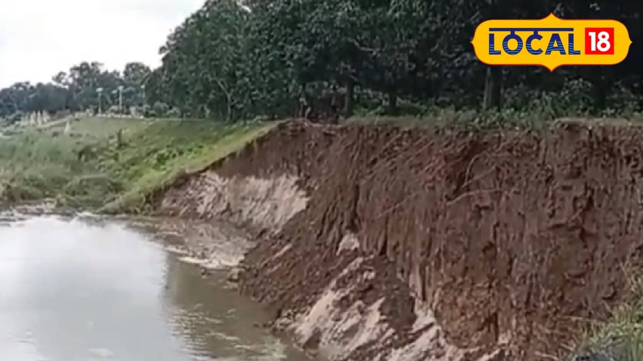 শান্তিপুরের এই গ্রামের 'শান্তি' কেড়েছে ভাগীরথী